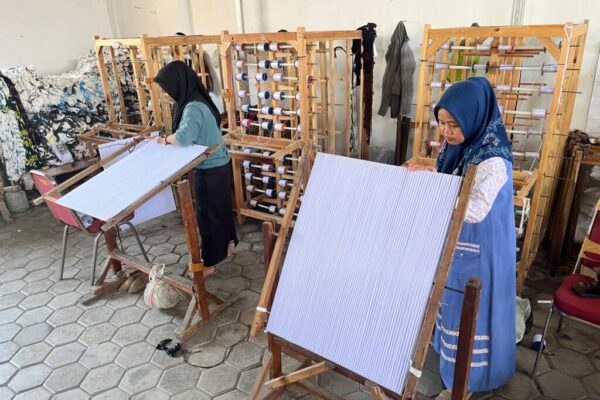 3 proses keteng baki benang rayon putih polos